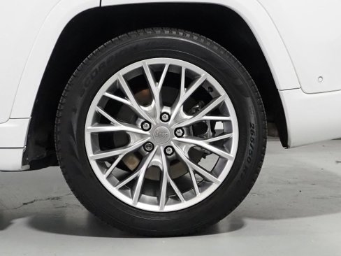 Used 2023 Jeep Grand Cherokee Summit 4xe w/ Advanced Protech Group IV image 71