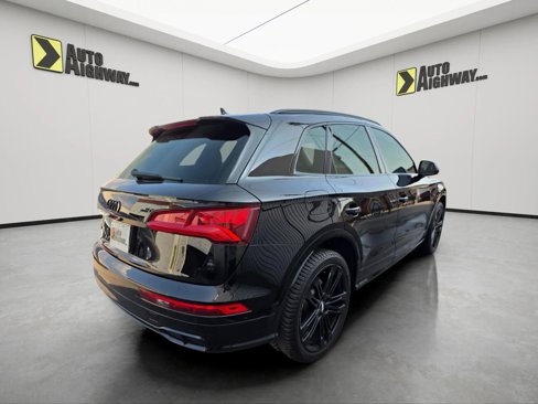 Used 2020 Audi SQ5 Premium Plus w/ Premium Plus Package image 3