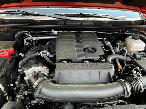 Certified 2025 Nissan Frontier SV image 34