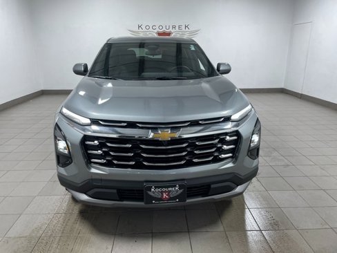 New 2026 Chevrolet Equinox LT w/ Convenience Package II image 2