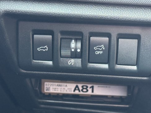Used 2022 Subaru Outback Premium image 37