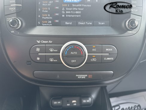 Used 2019 Kia Soul + image 20