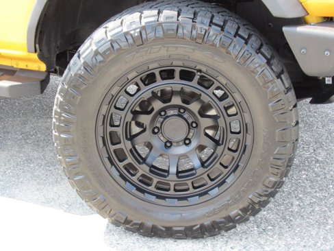 Used 2021 Ford Bronco Badlands image 8