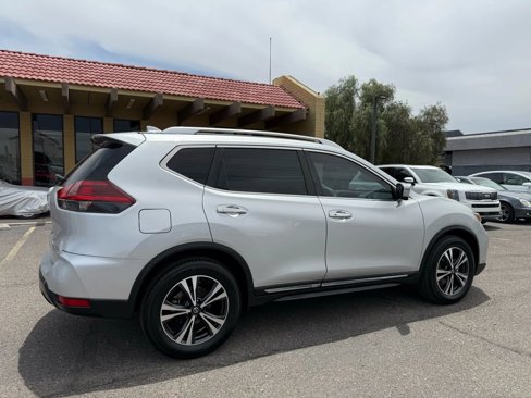 Used 2018 Nissan Rogue SL image 11