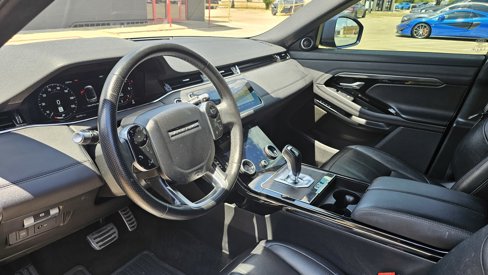 Used 2020 Land Rover Range Rover Evoque R-Dynamic SE image 24