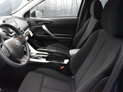 New 2025 Mitsubishi Eclipse Cross LE image 5
