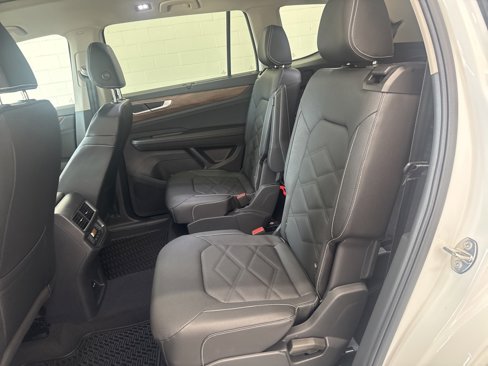 New 2026 Volkswagen Atlas SE image 27