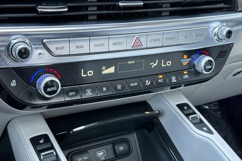 Used 2022 Kia Telluride EX w/ EX Premium Package image 25