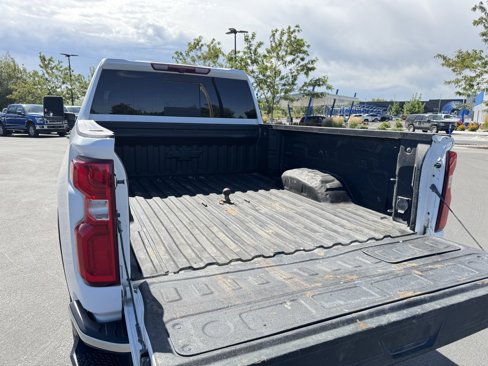 Used 2024 Chevrolet Silverado 2500 LTZ w/ LTZ Convenience Package image 8