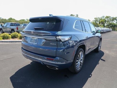 New 2026 Buick Enclave Avenir w/ Super Cruise Package image 9