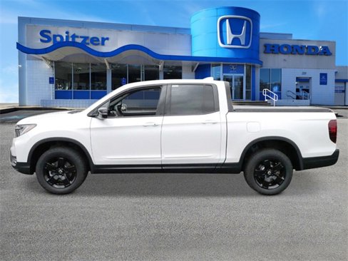 New 2025 Honda Ridgeline Black Edition image 2