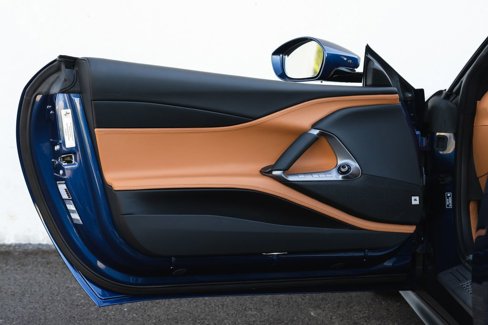Certified 2022 Ferrari 812 GTS image 9