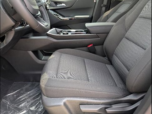 New 2026 Chevrolet Equinox LT image 7