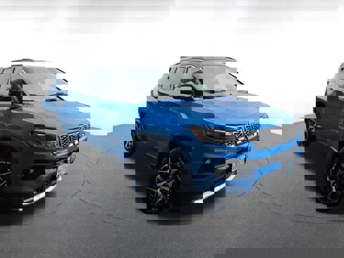 Used 2025 Jeep Compass Limited image 1