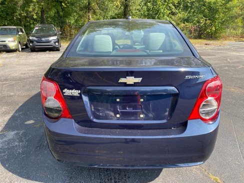 Used 2016 Chevrolet Sonic LS image 3