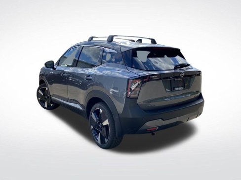 New 2026 Nissan Kicks SR w/ Cold Weather Package image 3
