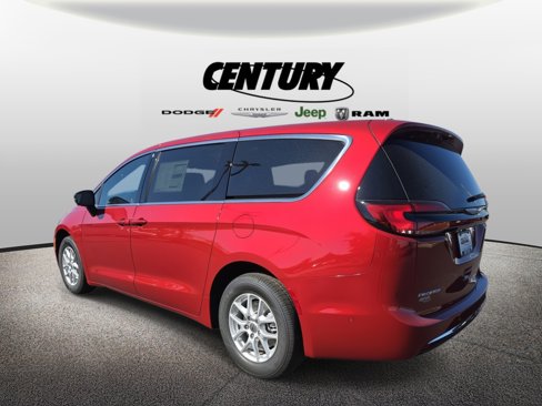 New 2025 Chrysler Pacifica Select image 5