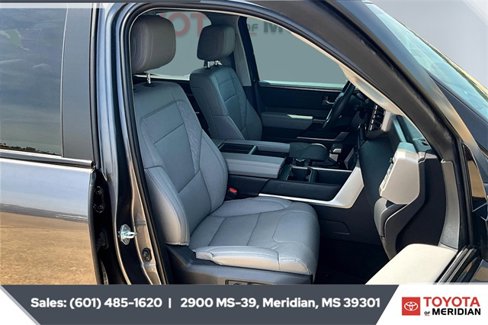 Used 2024 Toyota Tundra Limited image 6