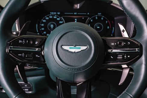 Used 2025 Aston Martin DBX 707 image 22