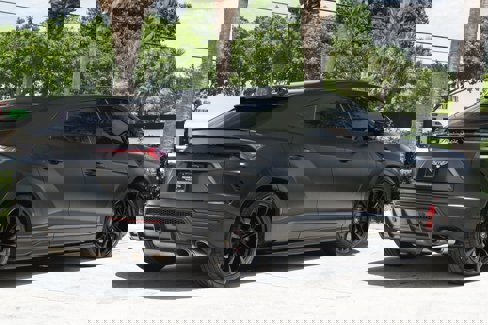 Used 2021 Lamborghini Urus image 8