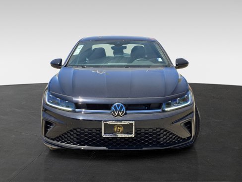 New 2025 Volkswagen Jetta Sport image 2
