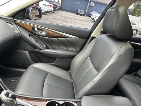 Used 2019 INFINITI Q50 Luxe w/ Essential Package (3.0T Luxe) image 35