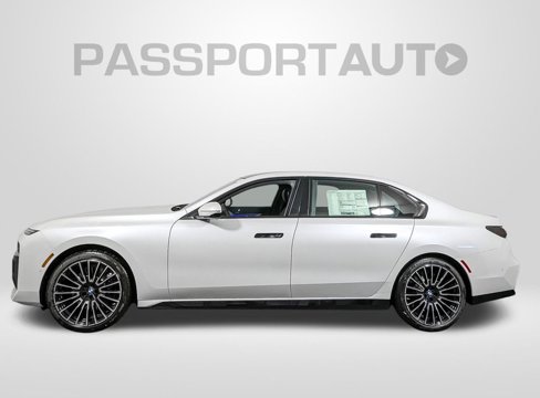 New 2026 BMW 740i xDrive image 2