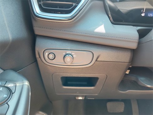 Used 2025 Chevrolet TrailBlazer LT image 28