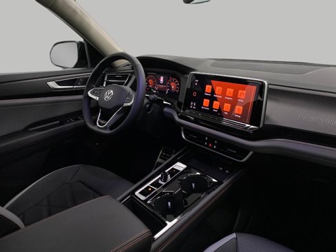 New 2026 Volkswagen Atlas Peak Edition image 20