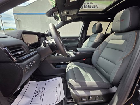 New 2026 GMC Terrain AT4 w/ LPO, Floor Liner Package image 12