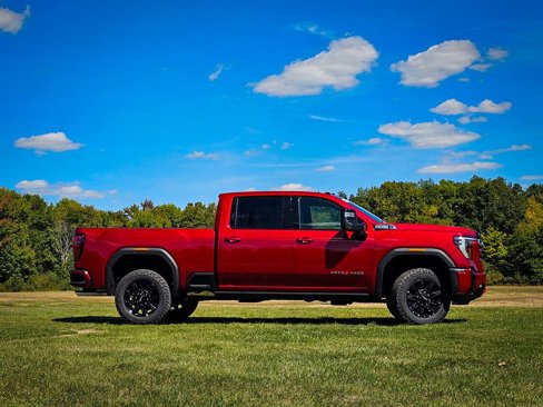 New 2026 GMC Sierra 2500 AT4 w/ AT4 Premium Plus Package image 3