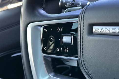 Used 2023 Land Rover Range Rover SE image 28