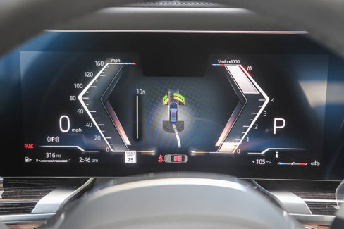 New 2026 BMW 760i xDrive w/ Premium Package image 19