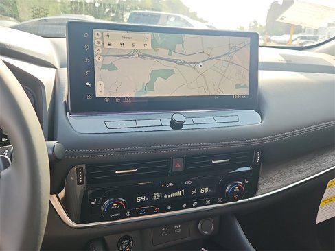 New 2026 Nissan Rogue Platinum image 8