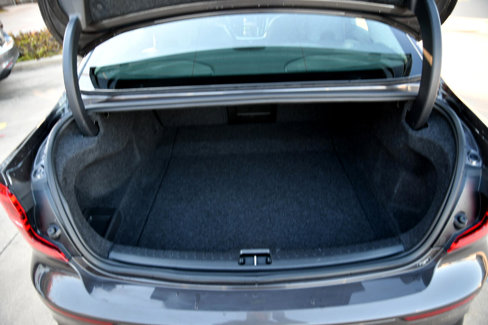 Used 2024 Volvo S60 B5 Plus image 30