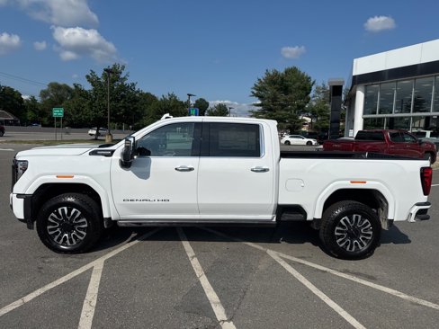 New 2025 GMC Sierra 2500 Denali Ultimate w/ Snow Plow Prep/Camper Package image 2