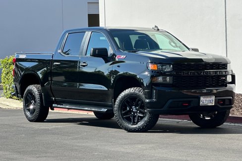 Used 2020 Chevrolet Silverado 1500 Custom Trail Boss w/ Custom Convenience Package image 2