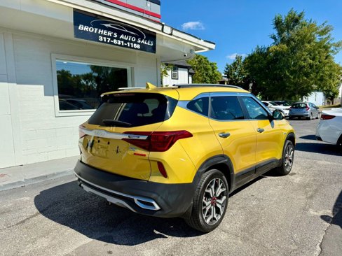 Used 2022 Kia Seltos SX w/ Sunroof Package image 10