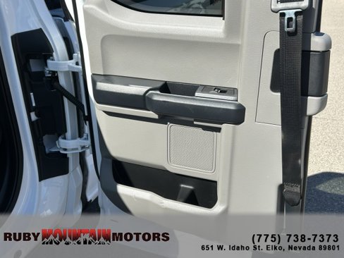 Used 2022 Ford F250 XL w/ Power Equipment Group image 18
