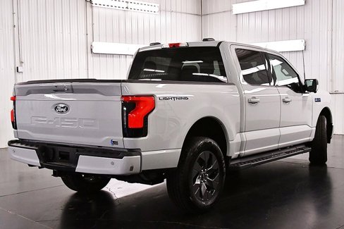 Used 2024 Ford F150 Lightning Flash image 7