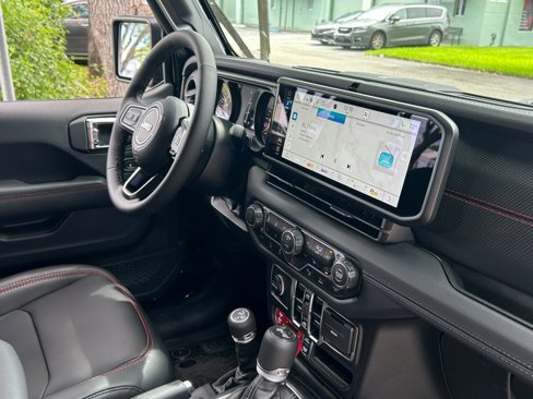 New 2025 Jeep Wrangler Unlimited Rubicon image 30