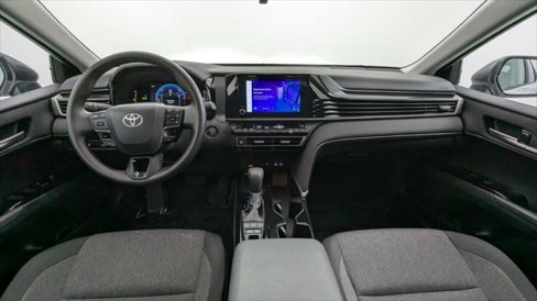 Used 2025 Toyota Camry LE image 26