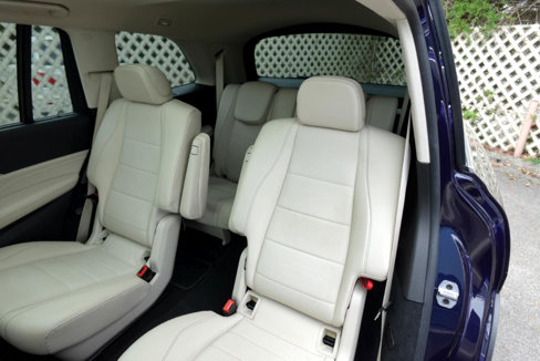 Used 2022 Mercedes-Benz GLS 450 4MATIC image 10
