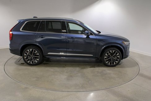 New 2026 Volvo XC90 B6 Plus w/ Protection Package image 6