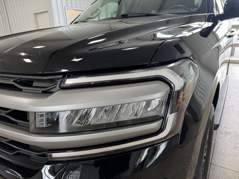 Used 2024 Ford Expedition XLT image 7