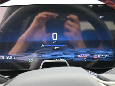 New 2025 Chevrolet Silverado EV RST image 22
