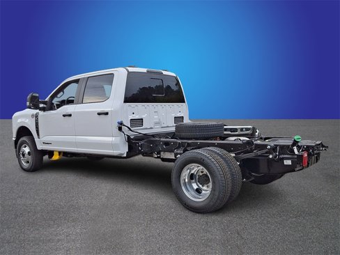 New 2026 Ford F350 XL image 4