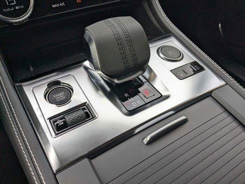 Used 2024 Jaguar F-PACE R-Dynamic S image 24