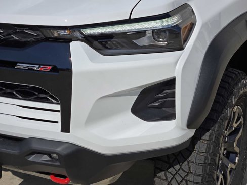 New 2026 Chevrolet Colorado ZR2 w/ Technology Package image 6