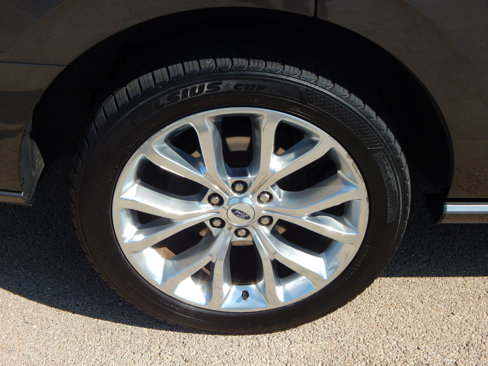 Used 2019 Ford Expedition Platinum image 40